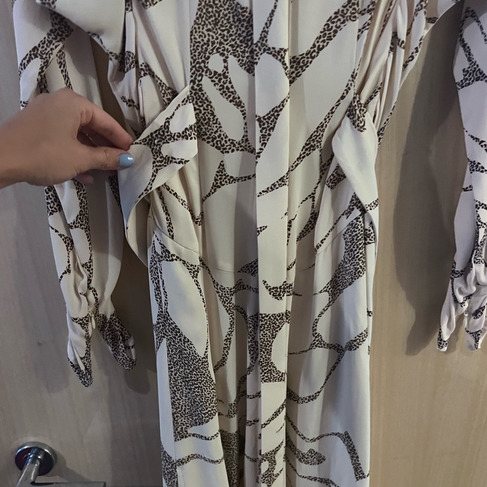 Reiss brand new leopard printed long sleeve dress - Picture 7 of 7